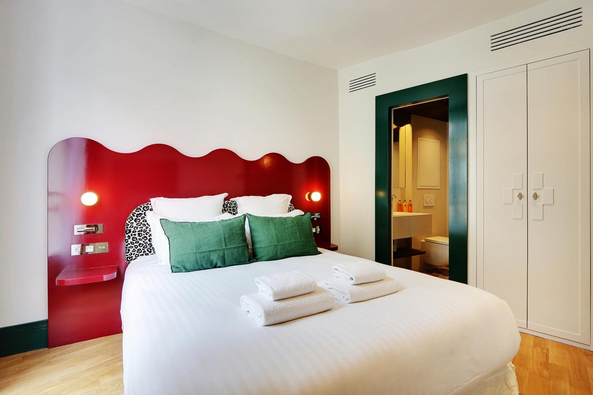 Paris Home Collection Serviced Apartments In Notre Dame - Rue Savoie Bagian luar foto