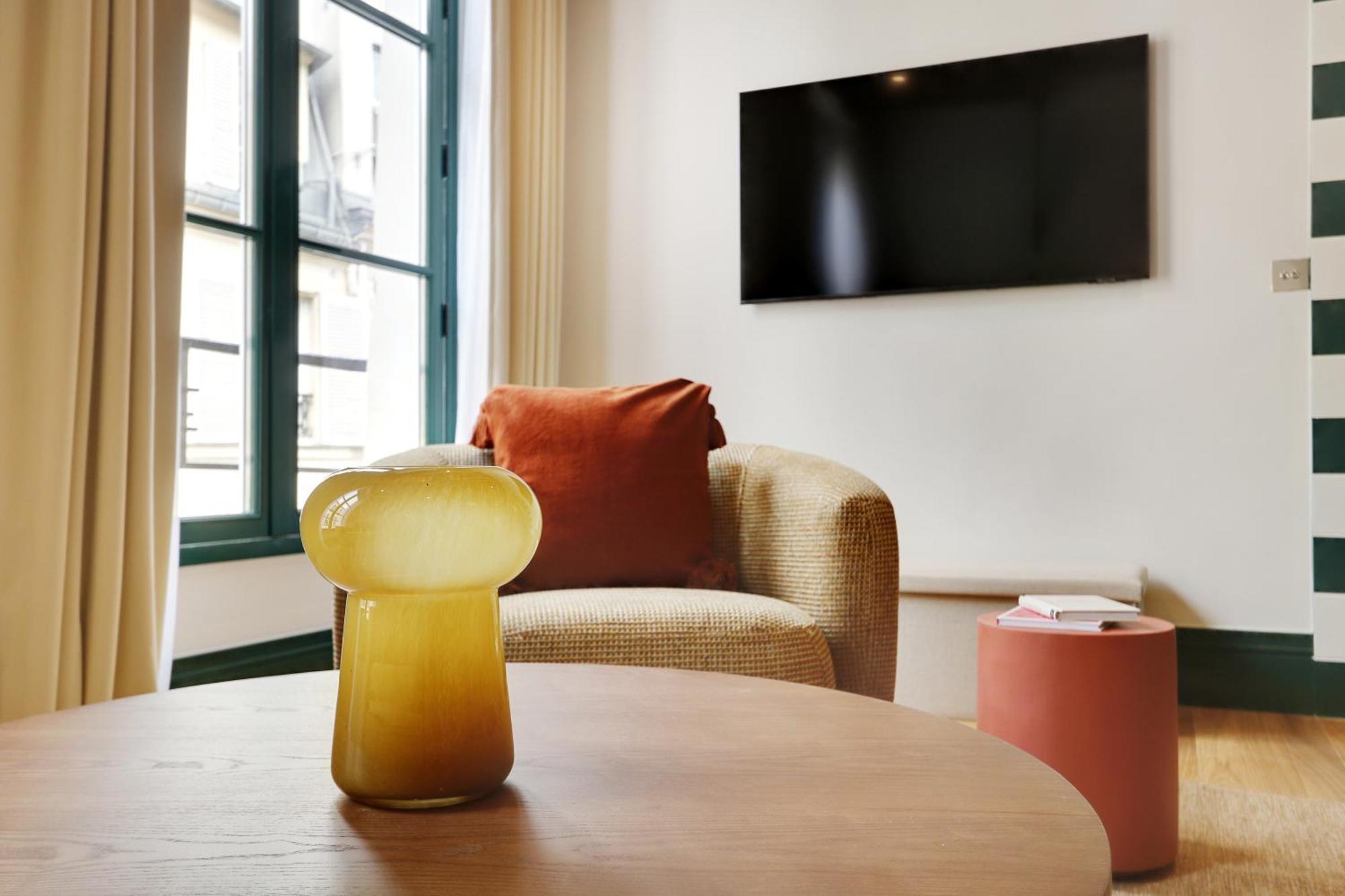 Paris Home Collection Serviced Apartments In Notre Dame - Rue Savoie Bagian luar foto
